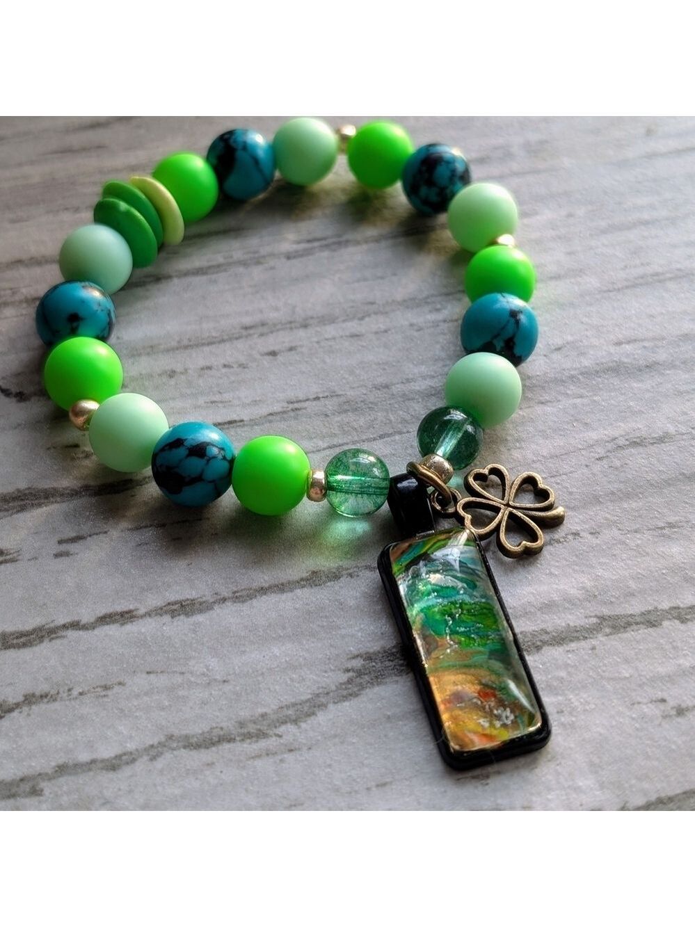St. Patrick's Day beaded stretch bracelet with pendant